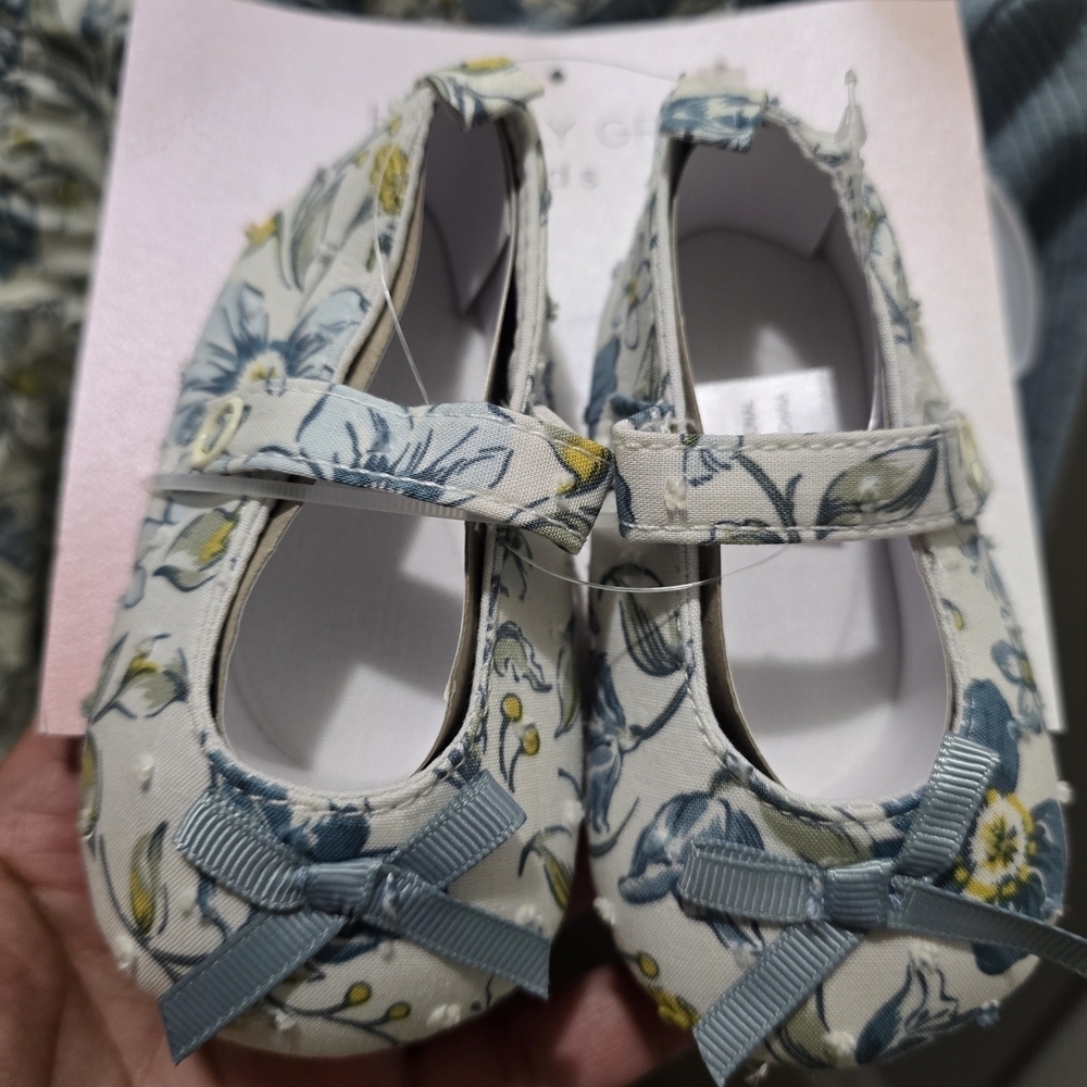 Happily Grey Kids Floral Bodysuit and Shoe Set - Blue and Yellow - Picture 5 of 12